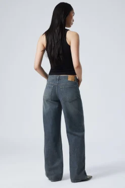 Weekday AMPLE LOW RISE LOOSE WIDE LEG JEANS><noscript><img width=