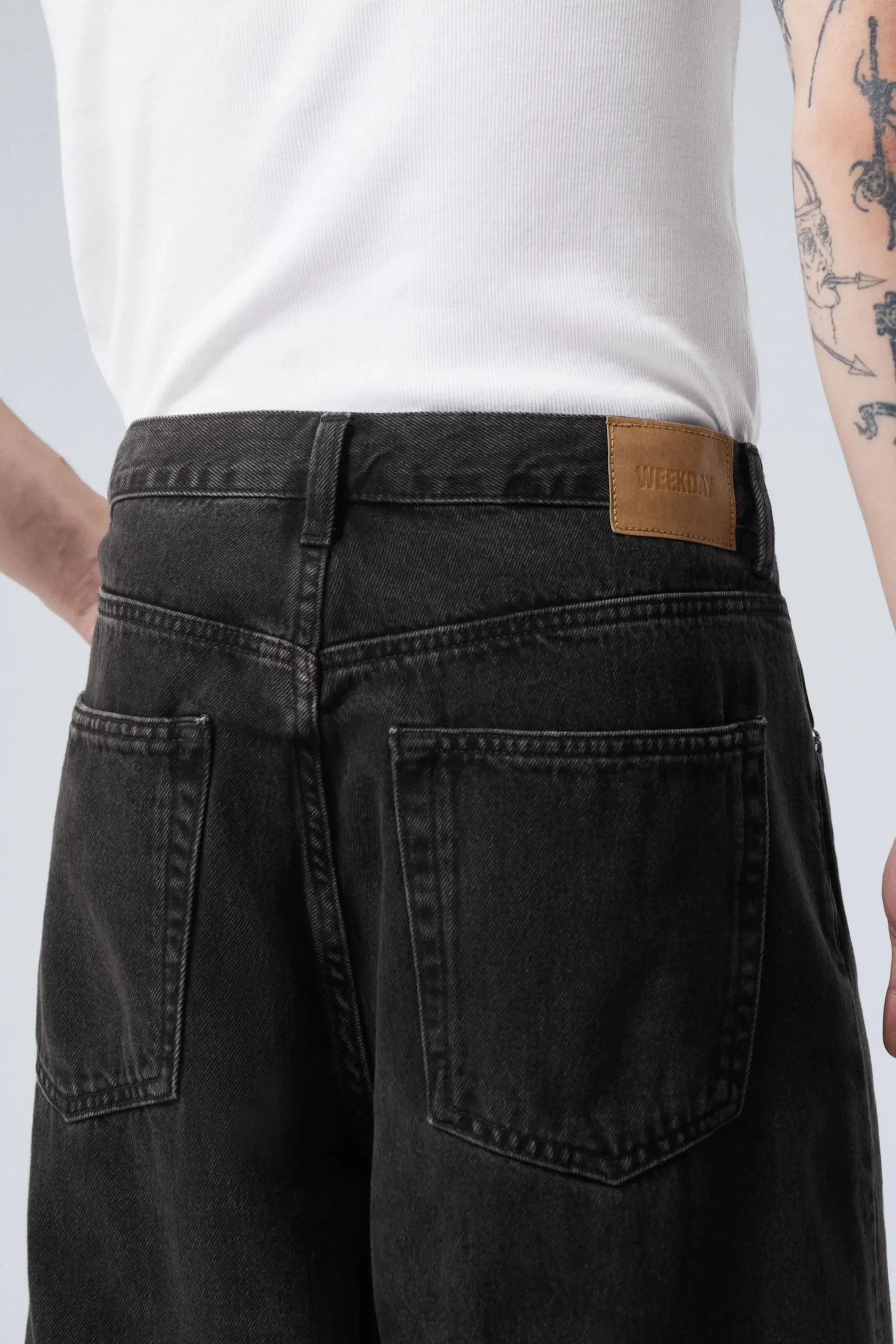 Weekday ASTRO LOOSE BAGGY LEG JEANS> Jeans