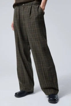 Weekday CHECKED LOOSE SUITING TROUSERS> Trousers