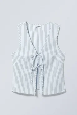 Weekday FITTED VEST TOP><noscript><img width=
