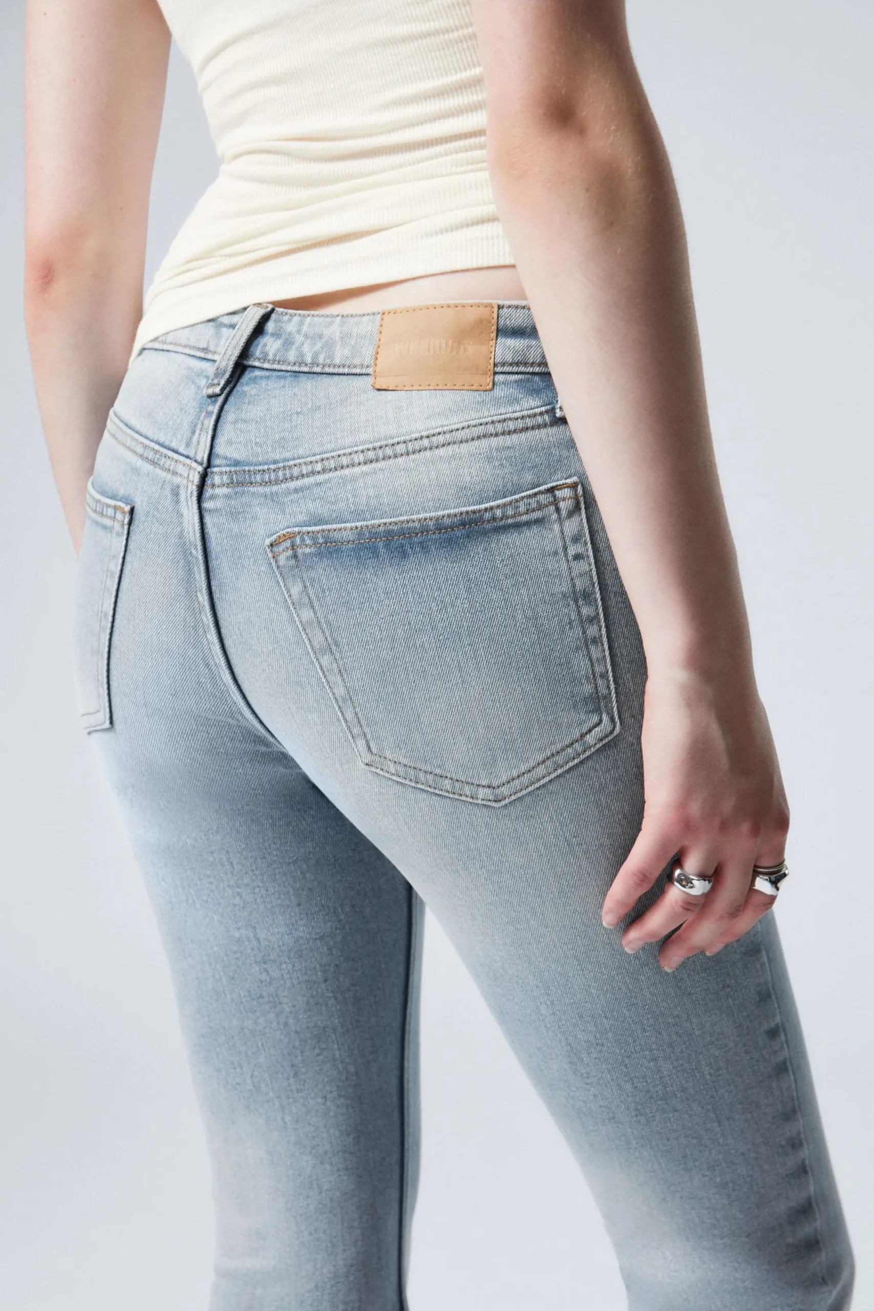 Weekday FLAME LOW RISE SLIM FLARED LEG JEANS>Women Jeans