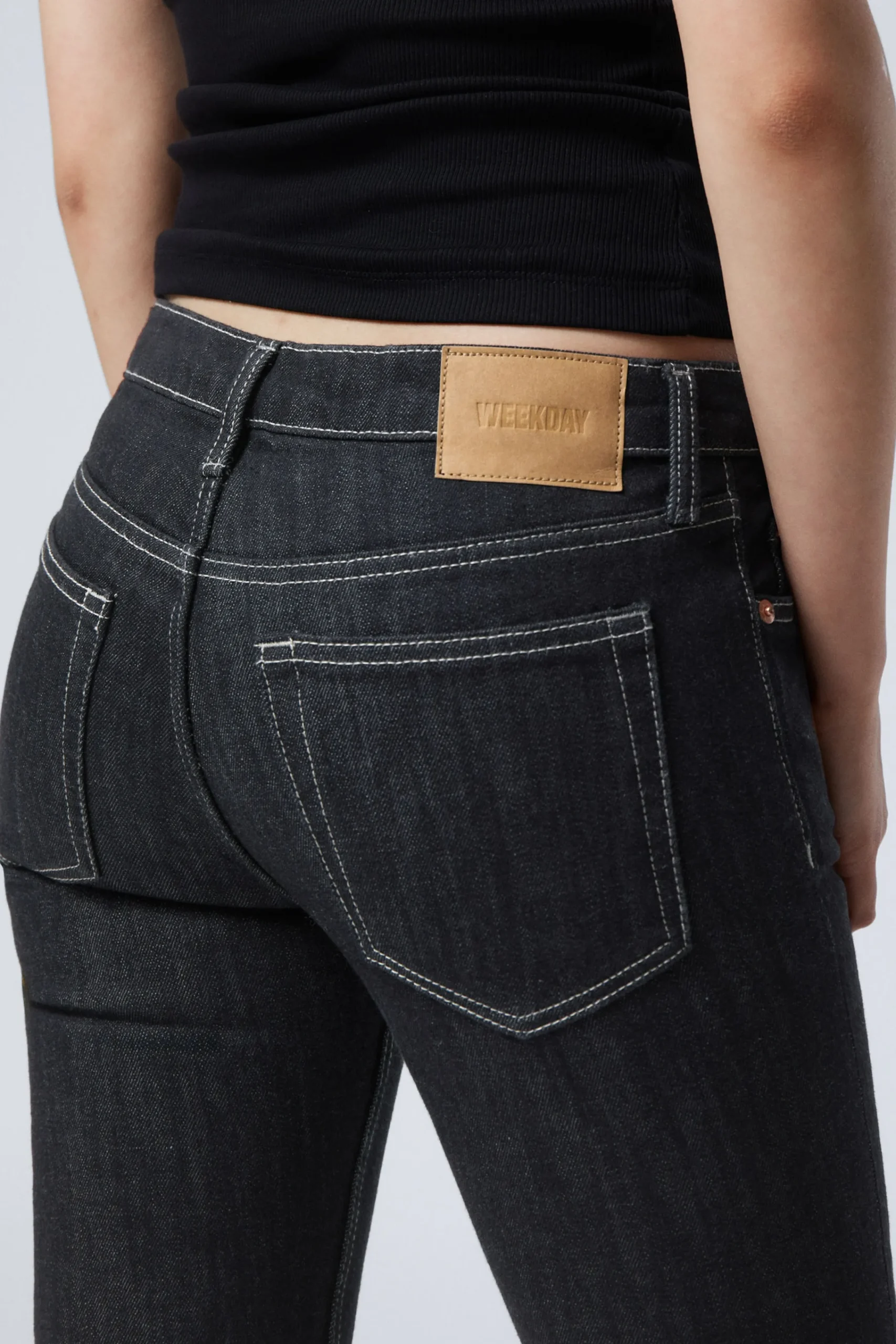 Weekday FLAME LOW RISE SLIM FLARED LEG JEANS>Women Jeans