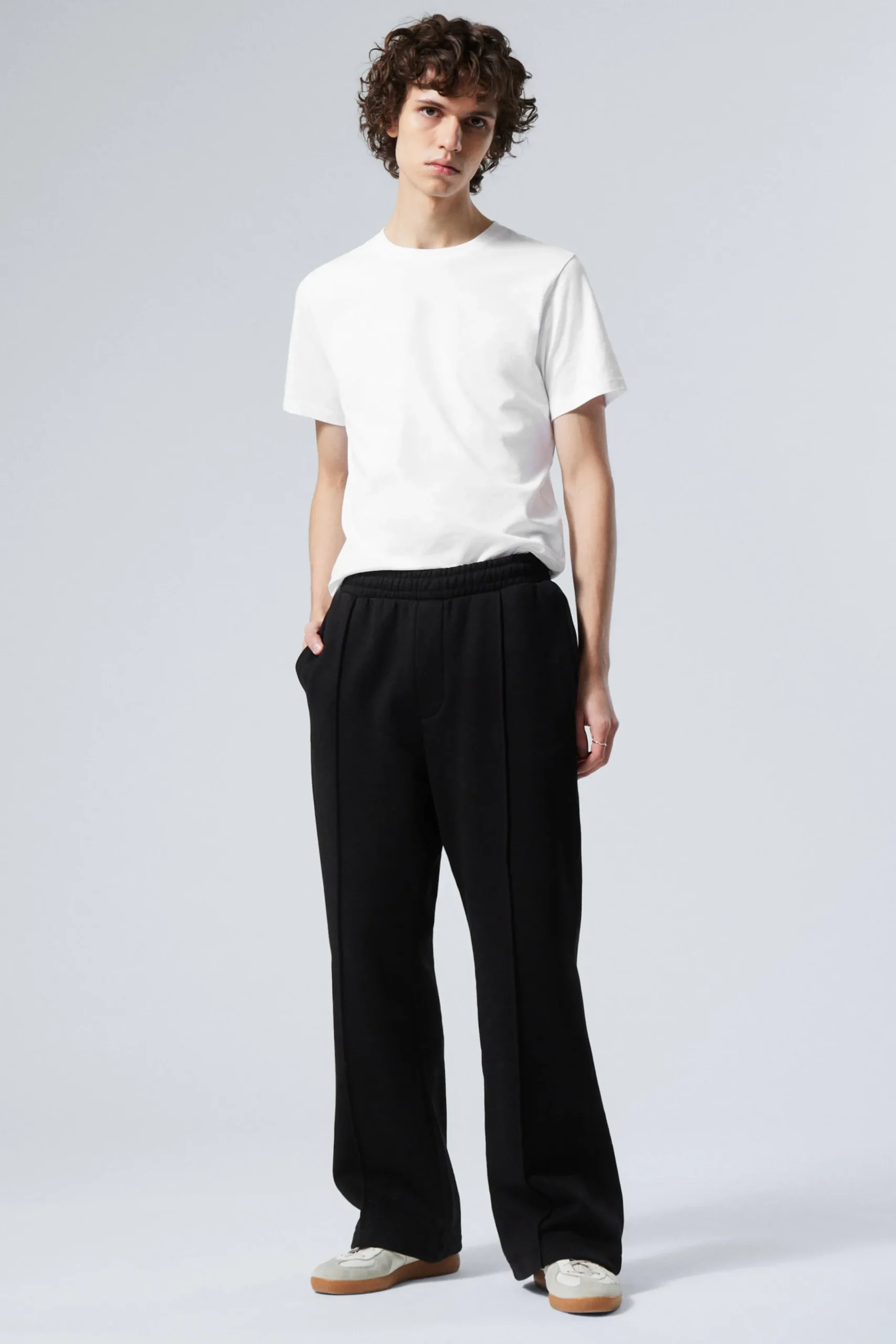 Weekday FLARED LOOSE FIT SWEATPANTS> Trousers