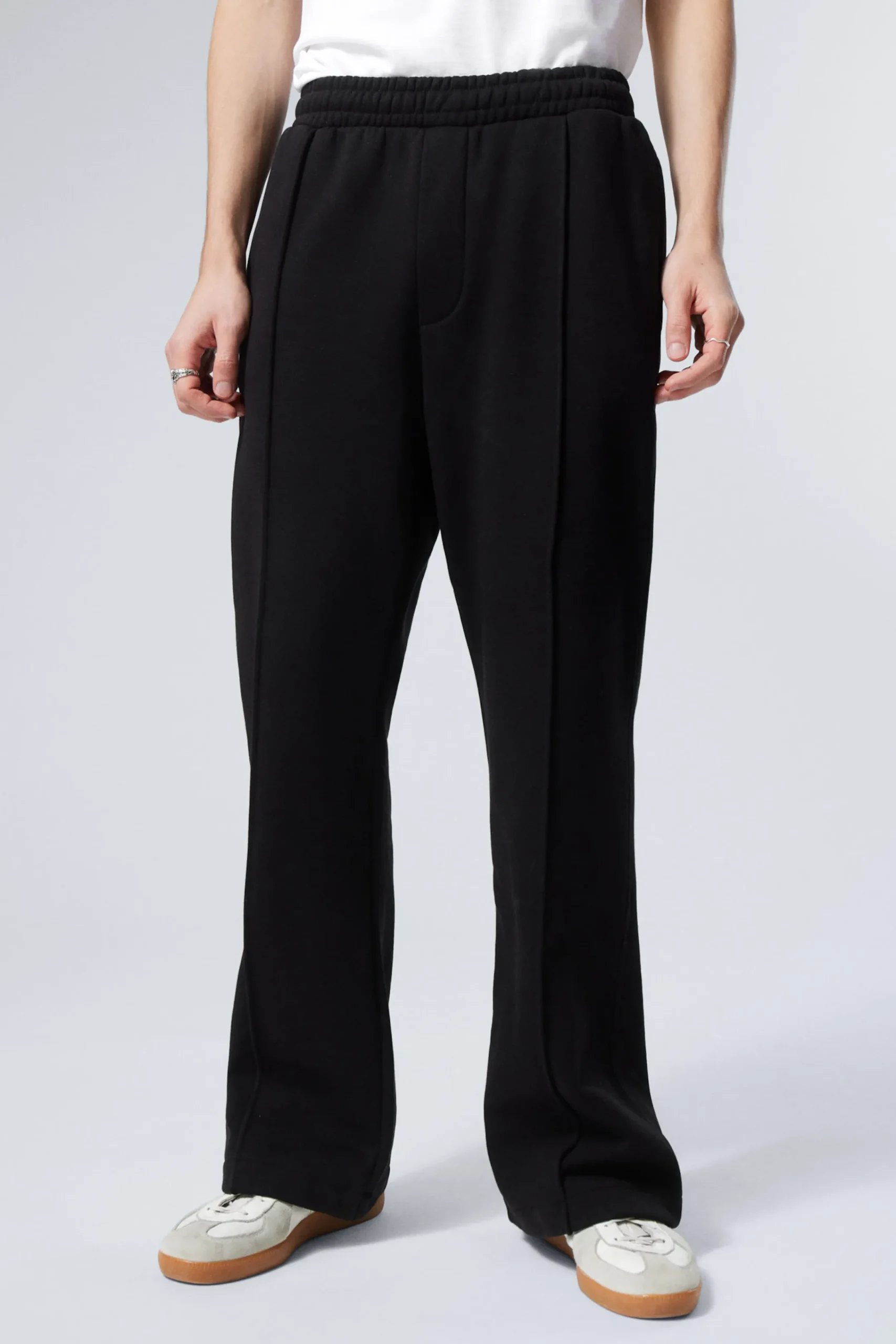 Weekday FLARED LOOSE FIT SWEATPANTS> Trousers