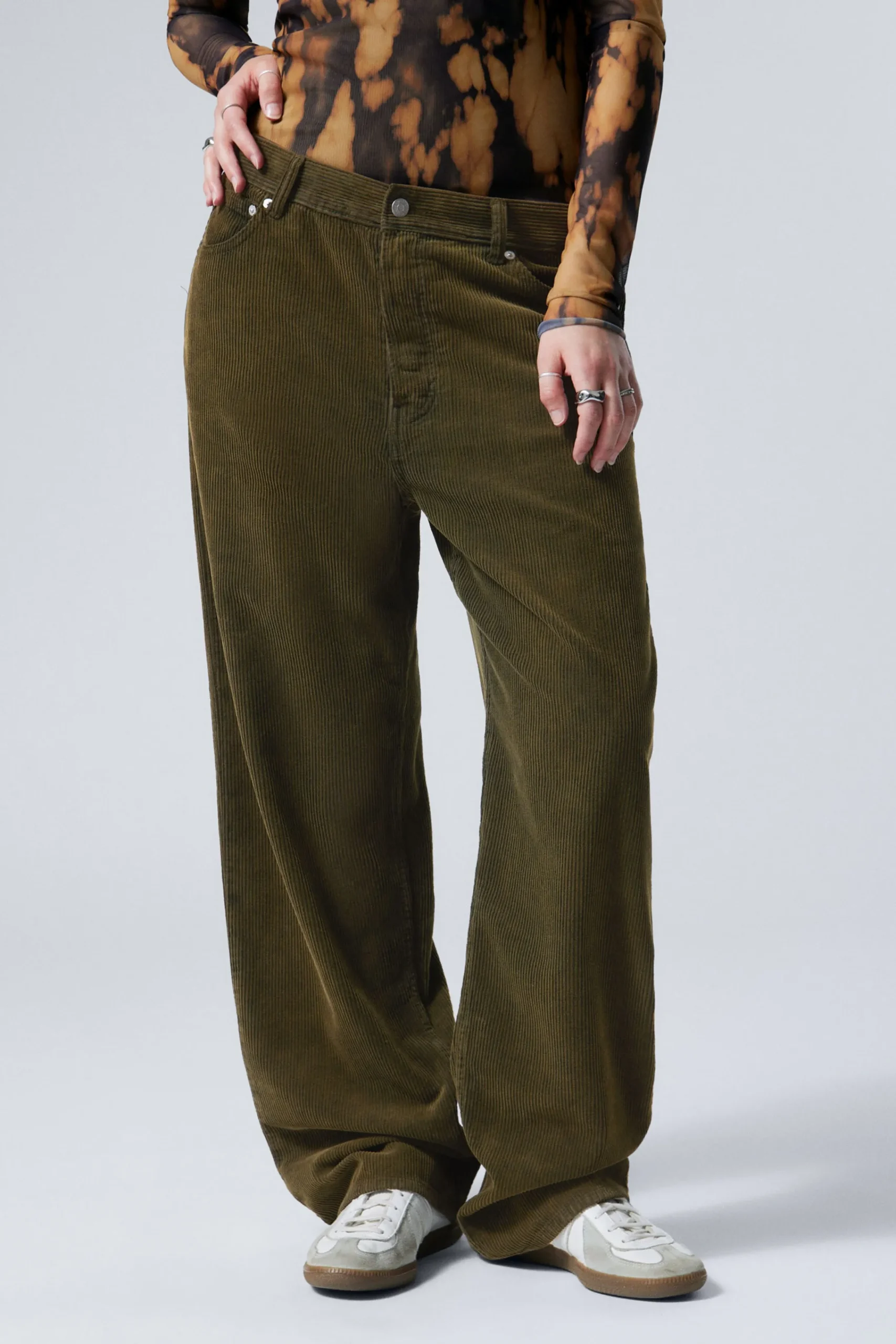 Weekday GALAXY LOOSE STRAIGHT CORD TROUSER> Trousers