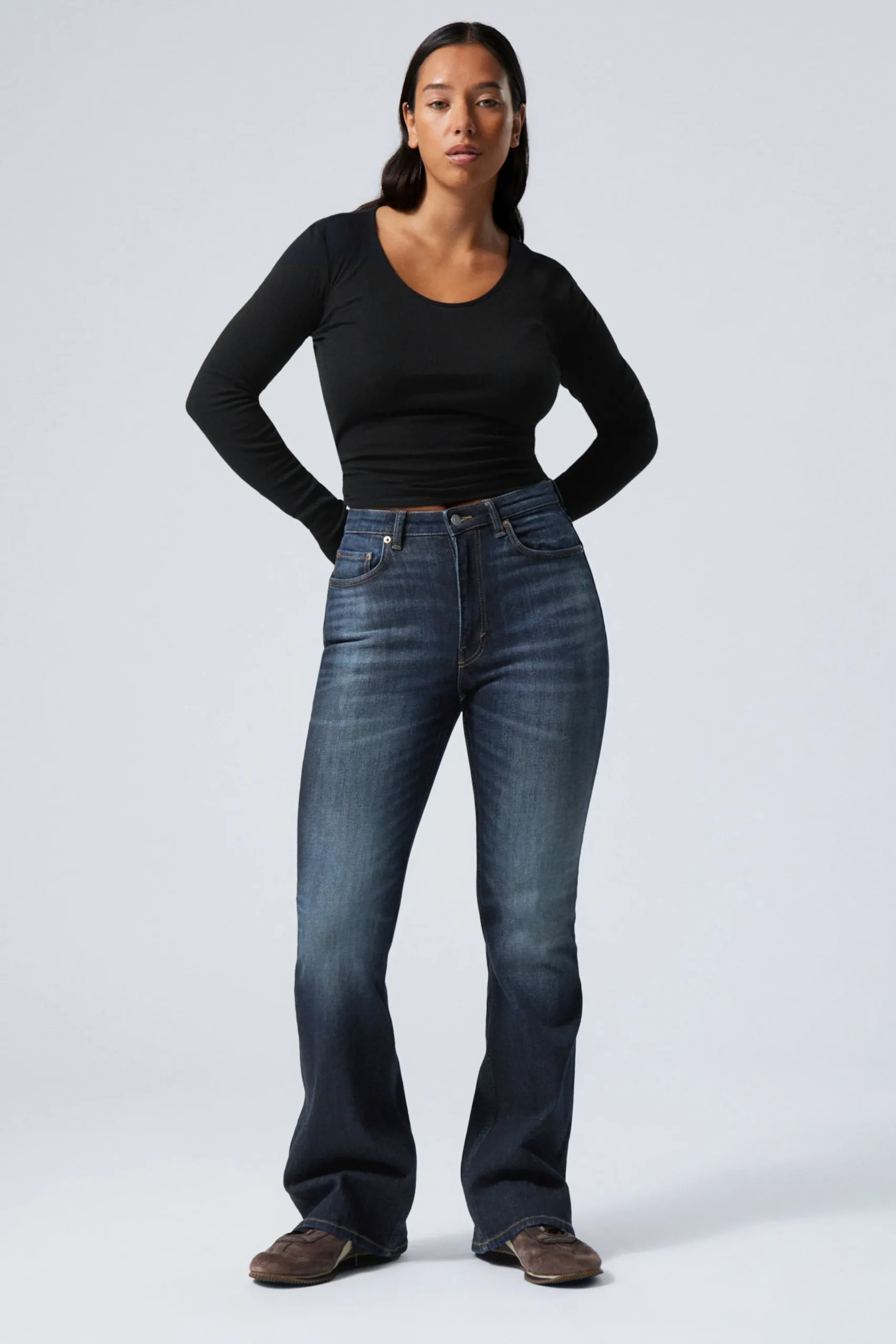Weekday GLOW CURVE HIGH WAISTED REGULAR FLARED LEG JEANS>Women Jeans
