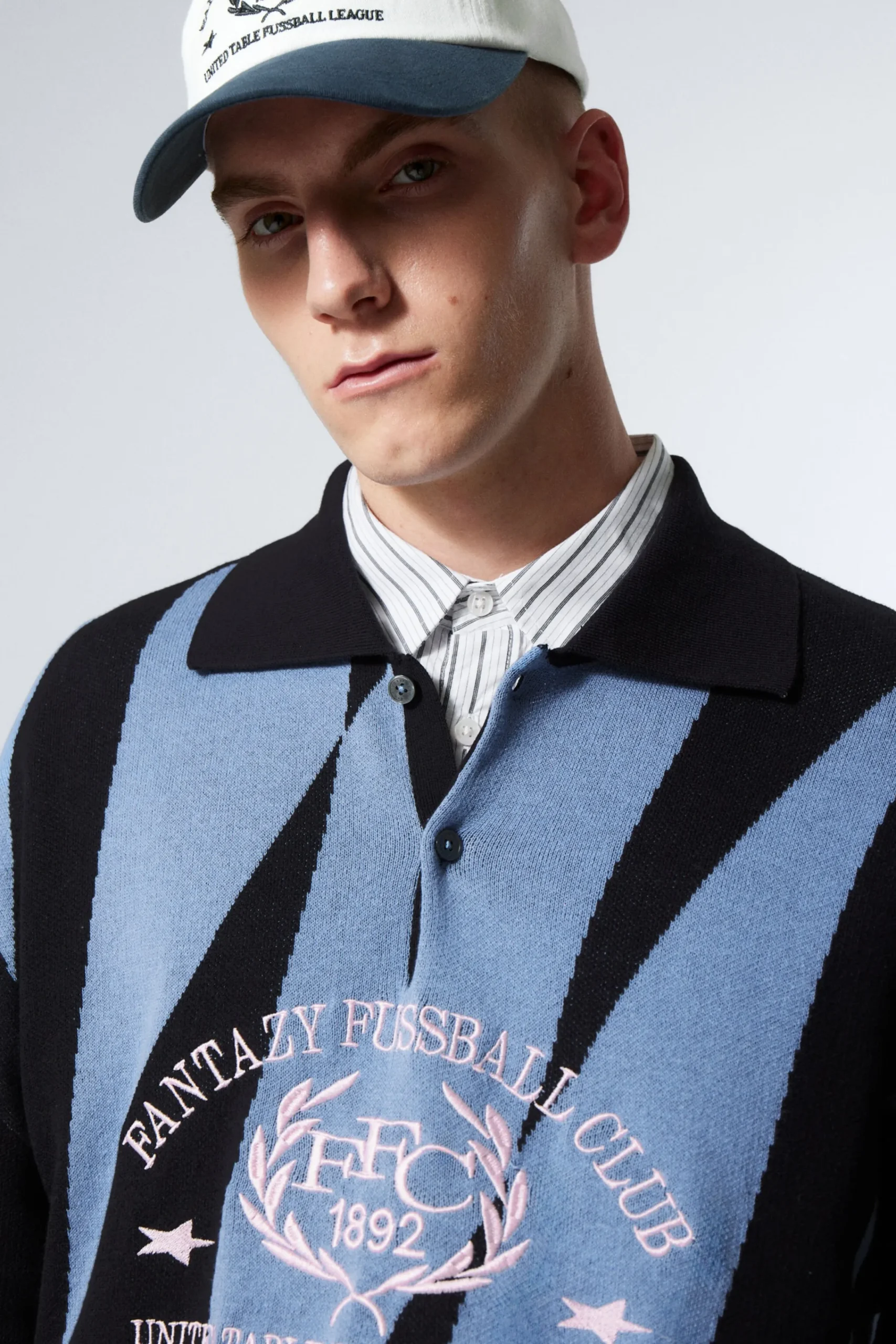 Weekday GRAPHIC POLO SWEATER> Graphics|Knitwear