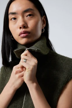 Weekday KNITTED ZIP VEST><noscript><img data-lazyloaded=