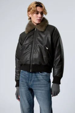 Weekday LOOSE FIT FAUX LEATHER BOMBER JACKET> Jackets & Coats