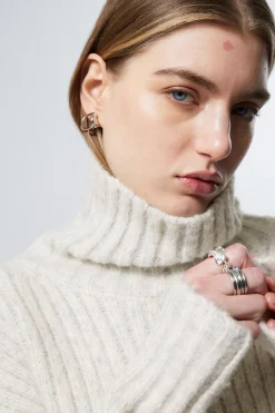 Weekday LOOSE KNITTED TURTLENECK SWEATER><noscript><img width=