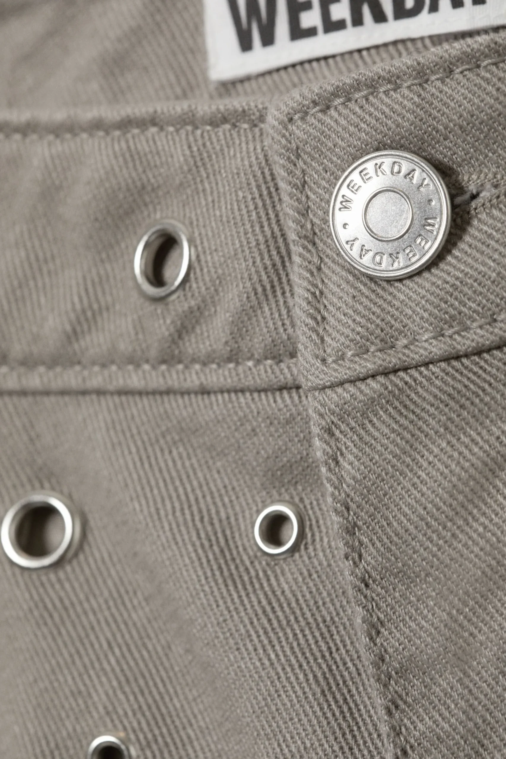 Weekday LOW WAIST LOOSE WIDE LEG EYELET TWILL TROUSERS>Women Trousers