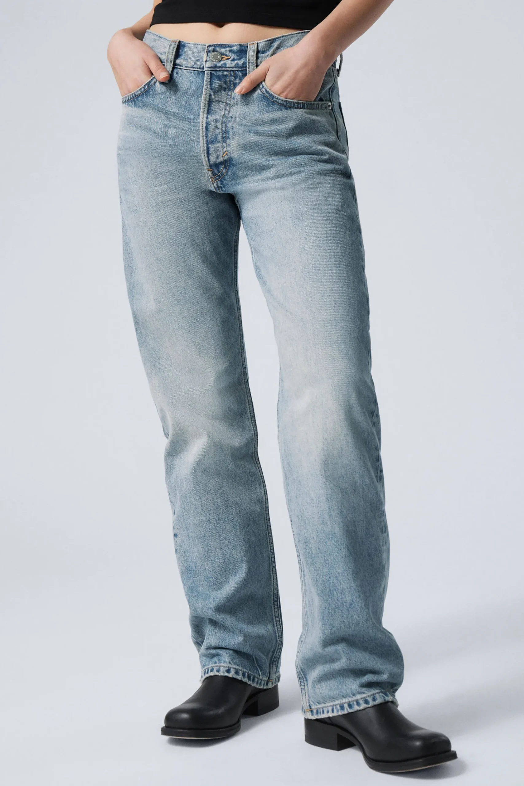 Weekday ORBIT MID RISE REGULAR STRAIGHT LEG JEANS>Women Jeans