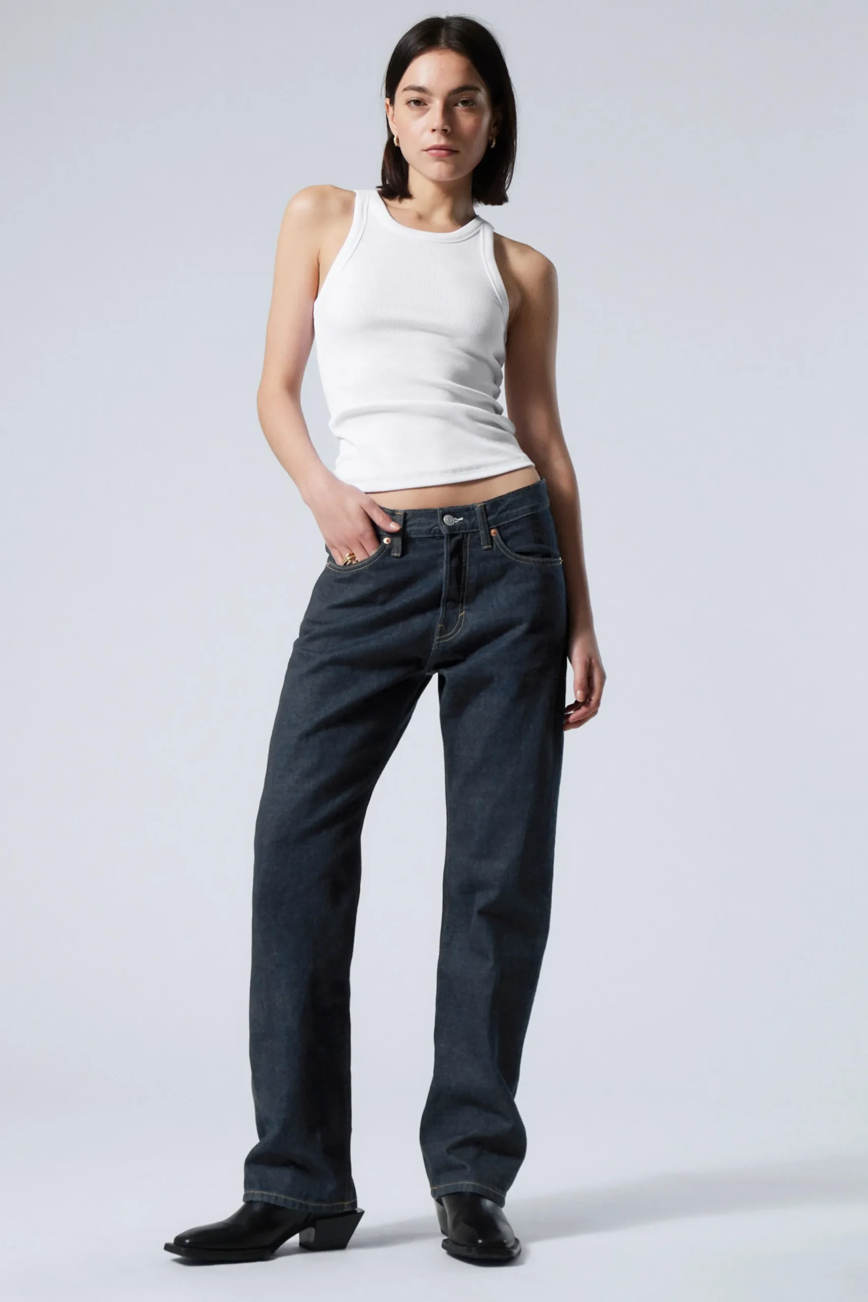 Weekday ORBIT MID RISE REGULAR STRAIGHT LEG JEANS>Women Jeans|Jeans