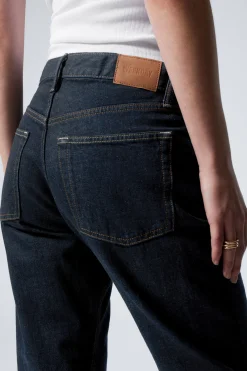 Weekday ORBIT MID RISE REGULAR STRAIGHT LEG JEANS><noscript><img width=
