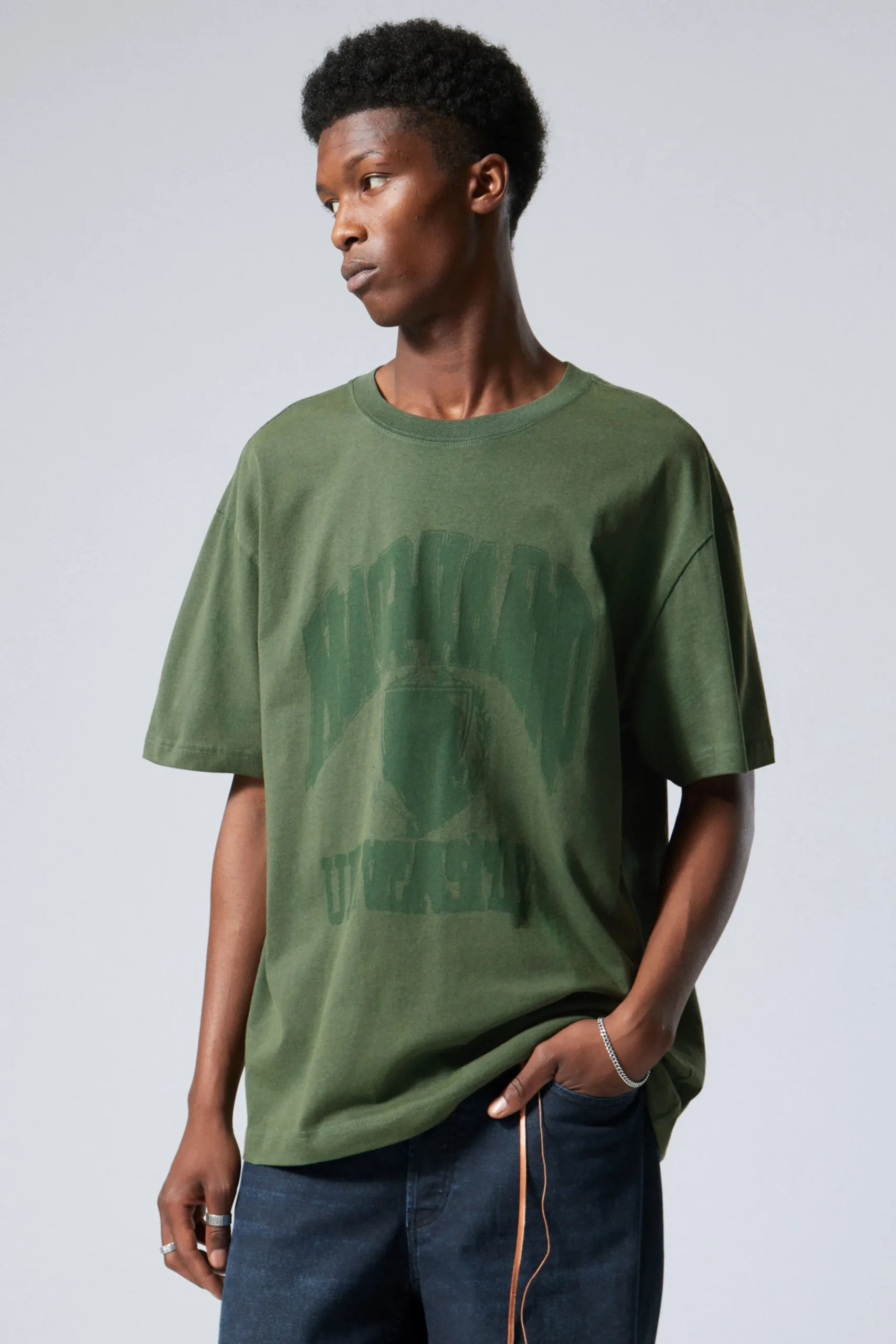 Weekday OVERSIZED GRAPHIC PRINTED T-SHIRT> Graphics|T-Shirts & Tops