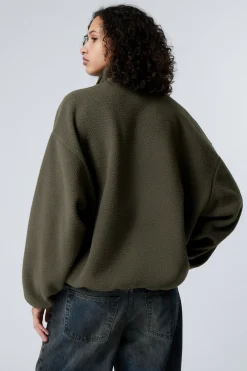 Weekday OVERSIZED HALF-ZIP FLEECE SWEATSHIRT><noscript><img width=