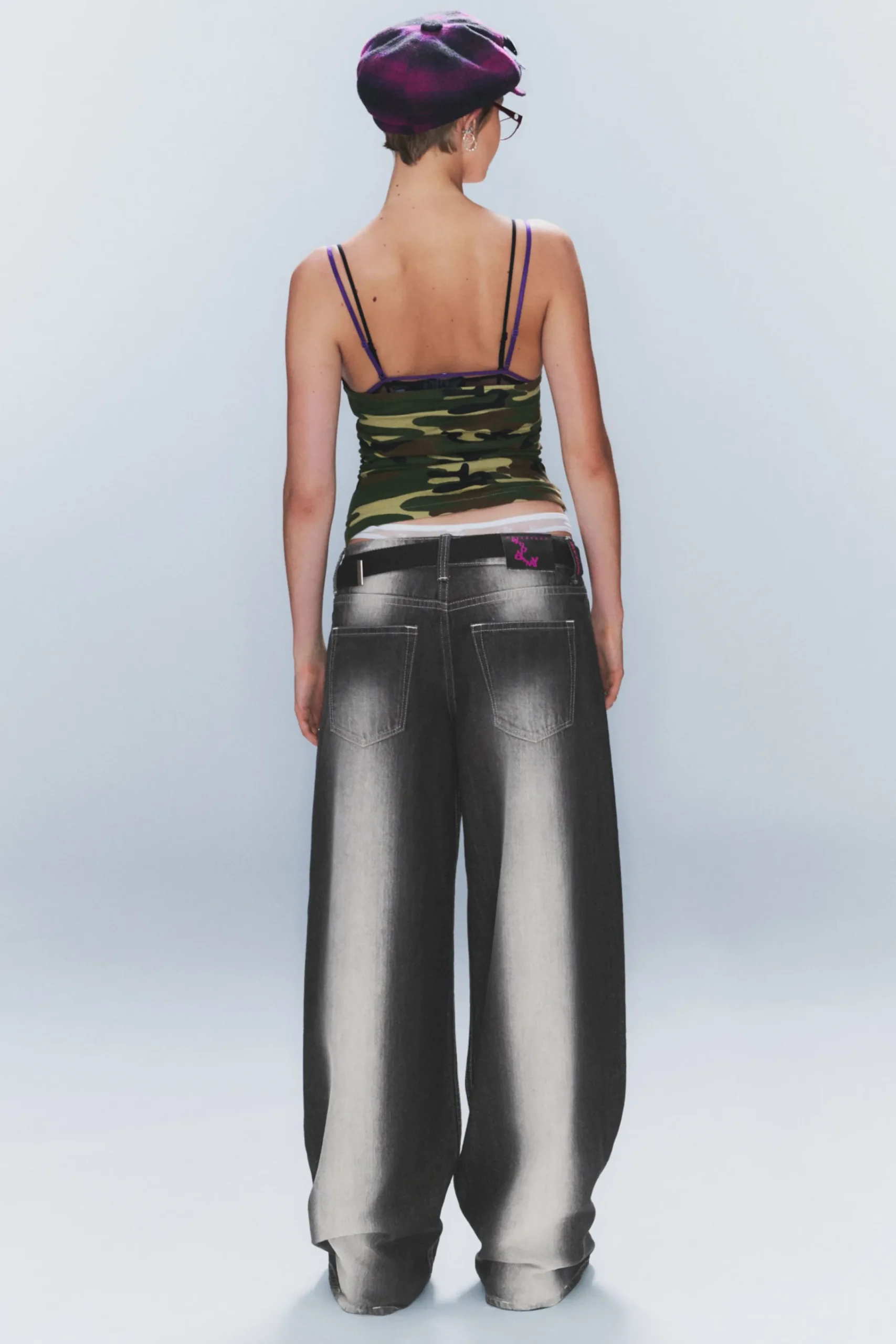 Weekday POSER REGULAR WAIST LOOSE WIDE JEANS>Women Jeans