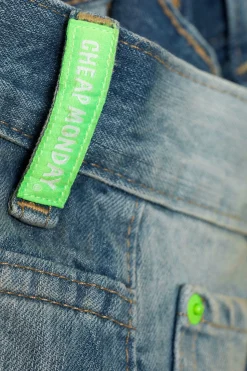Weekday RAD SUPER REGULAR WAIST LOOSE WIDE JEANS><noscript><img data-lazyloaded=