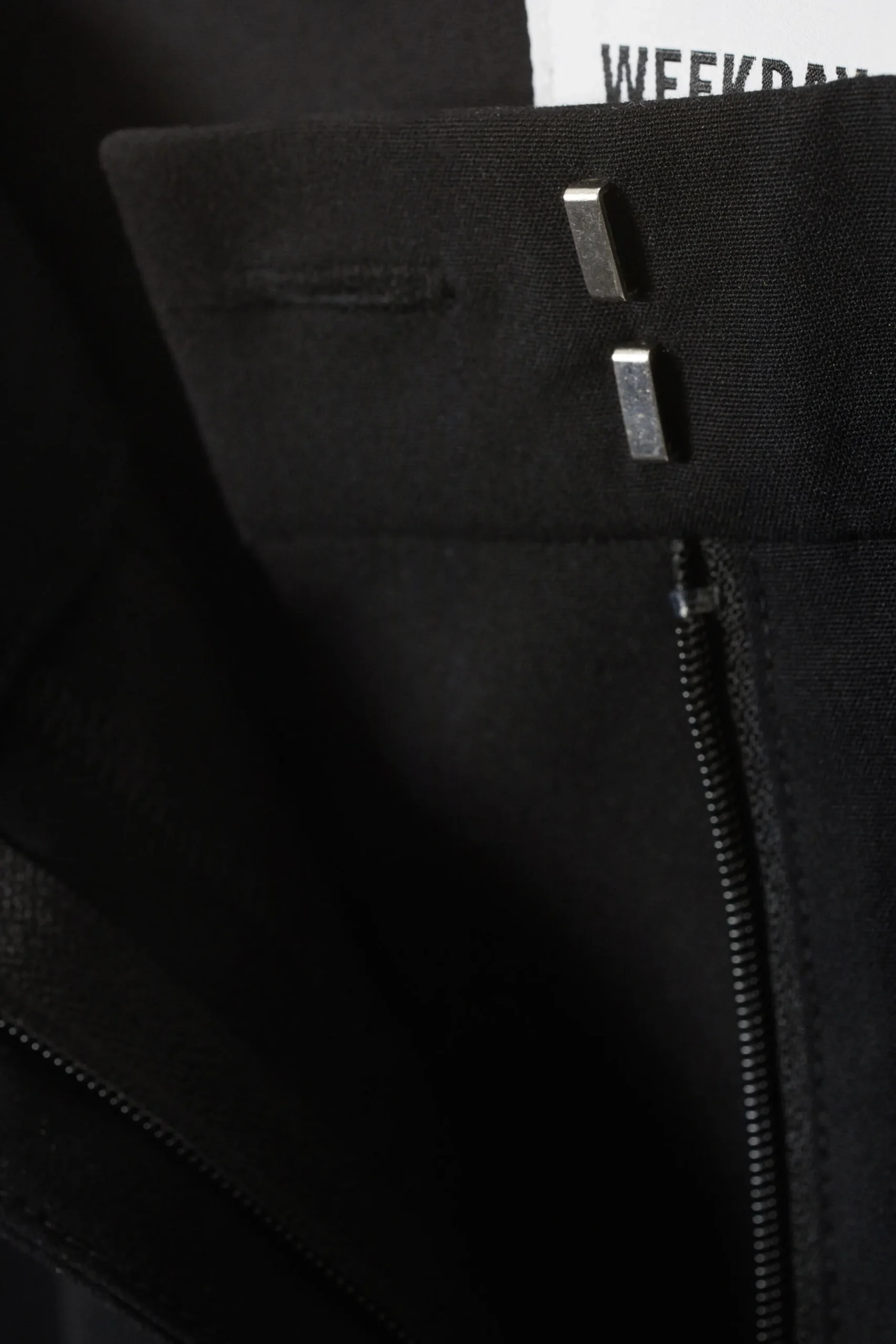 Weekday RELAXED PLEATED SUITING TROUSERS>Women Trousers