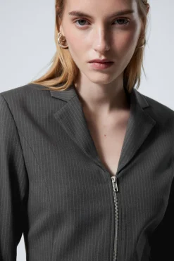 Weekday SHORT ZIP-BLAZER><noscript><img width=
