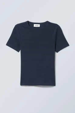 Weekday SLIM FITTED T-SHIRT><noscript><img width=