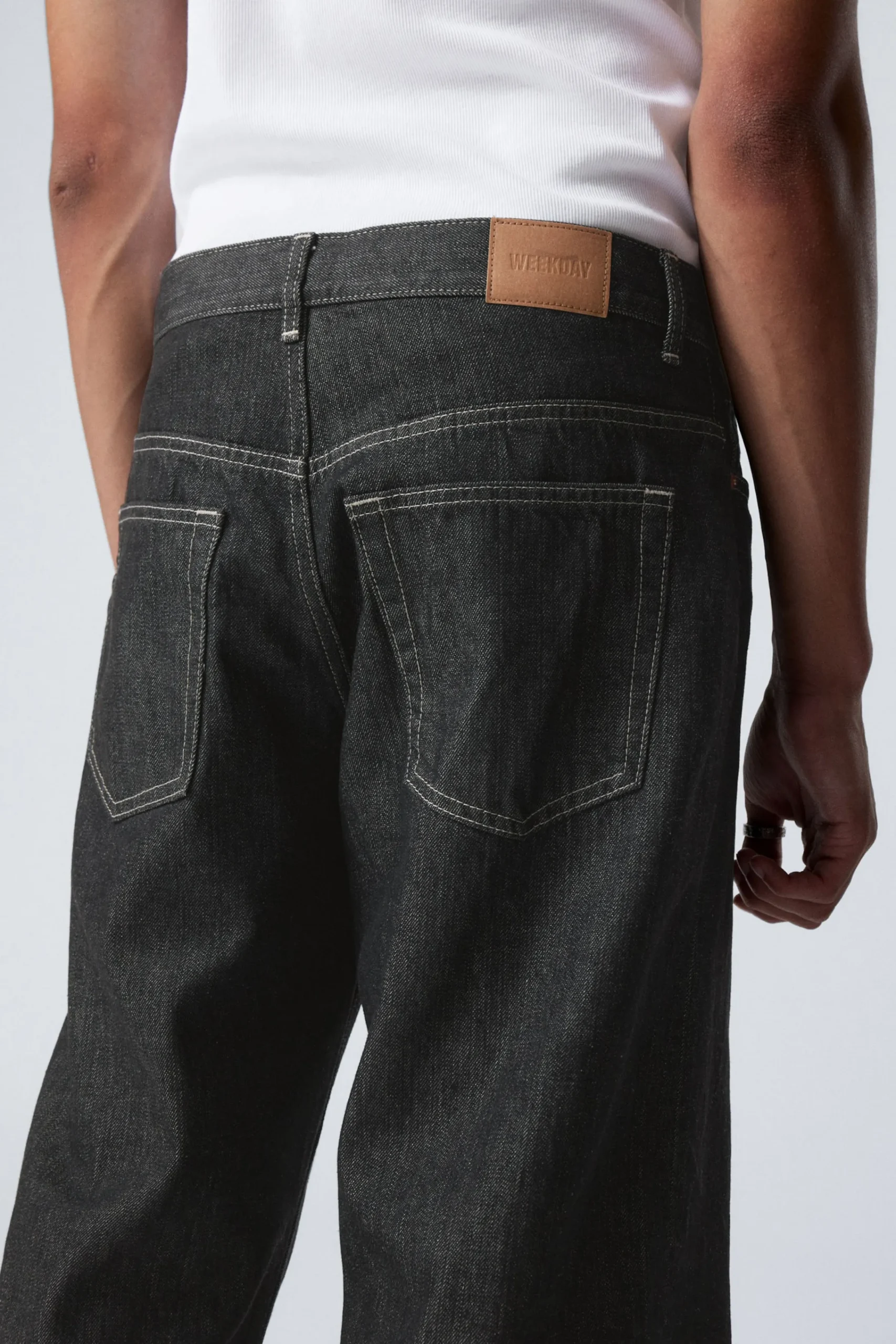Weekday SPHERE LOW RISE LOOSE STRAIGHT LEG JEANS> Jeans