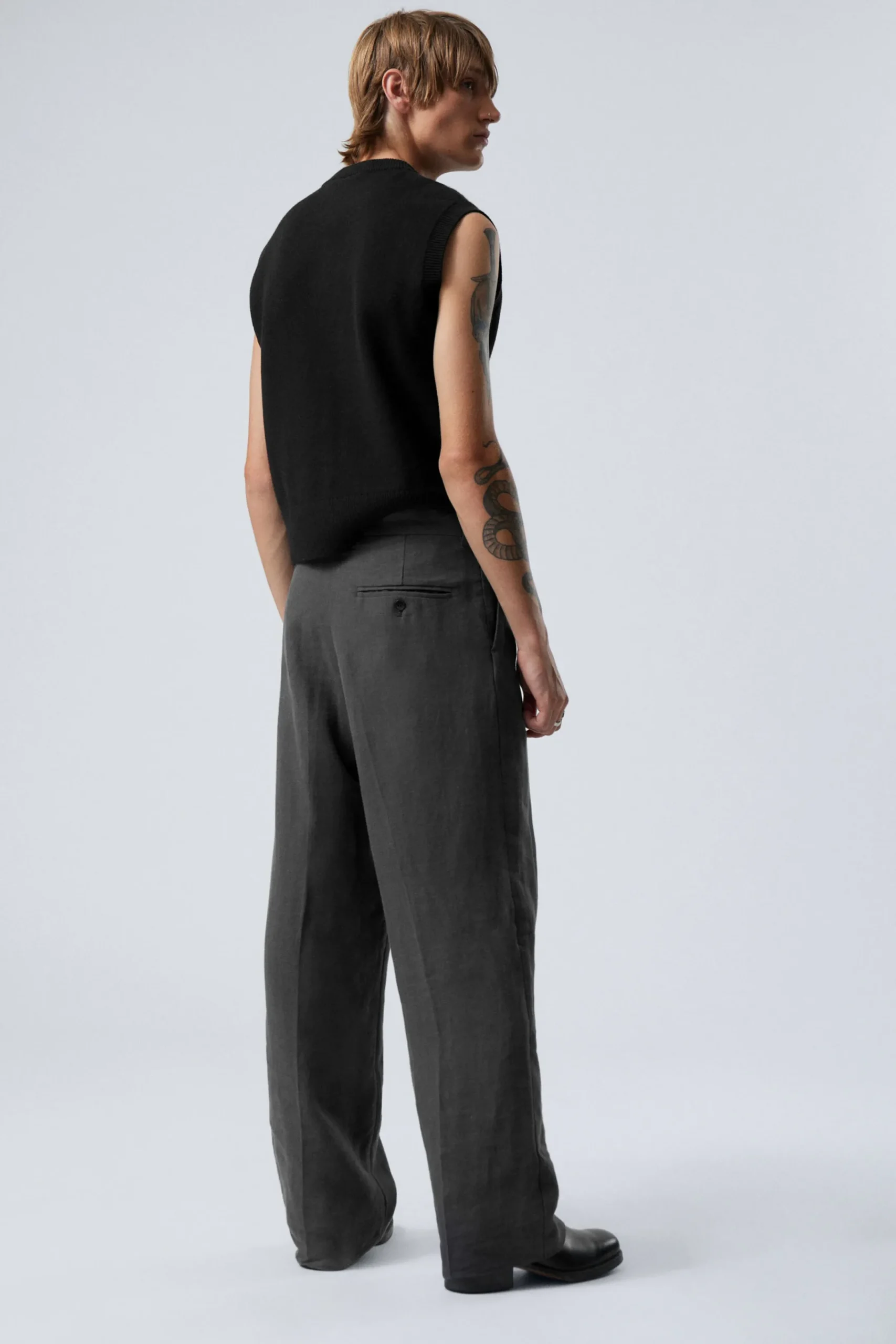 Weekday UNO LOOSE LINEN SUIT TROUSER> Trousers